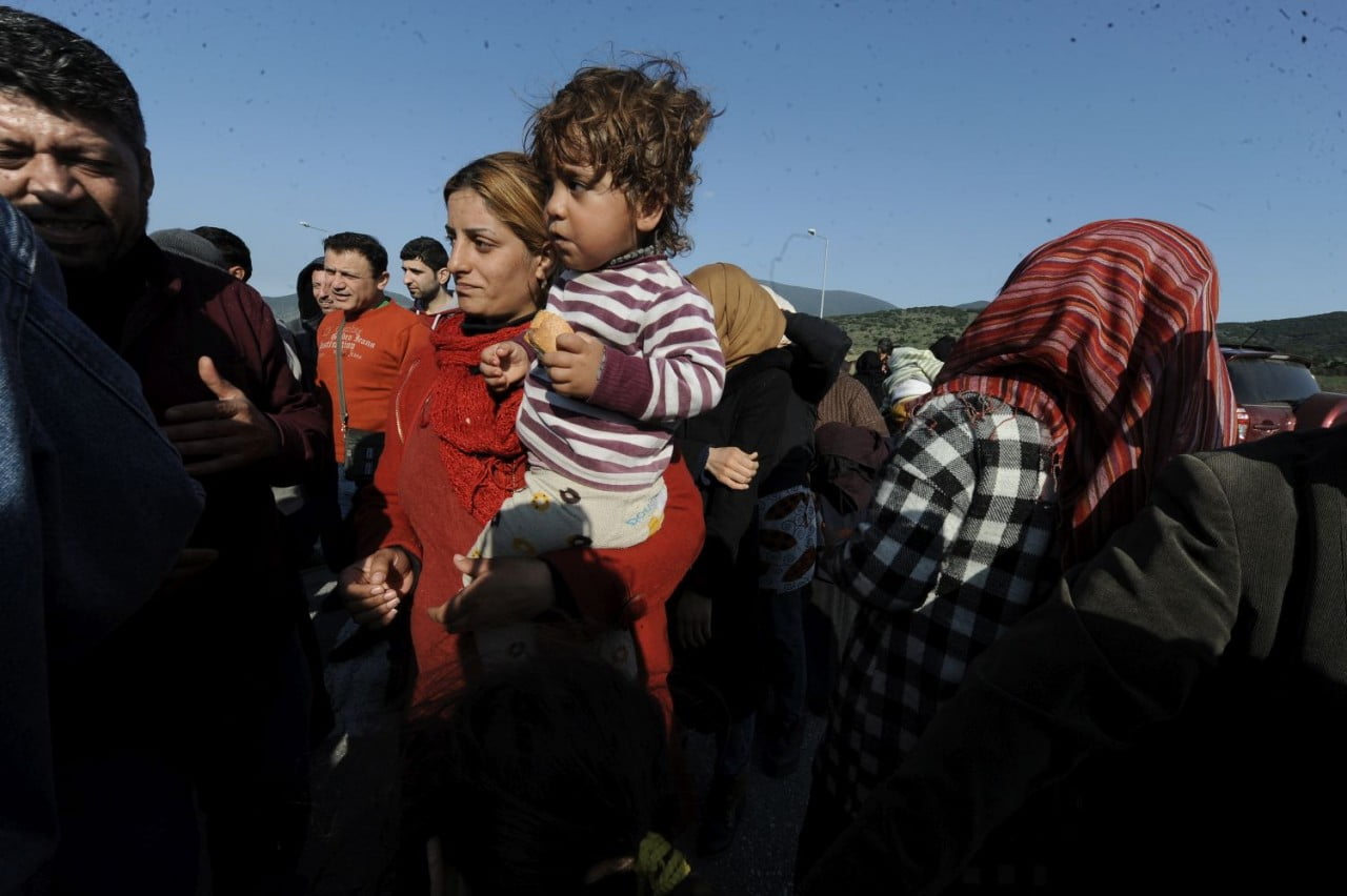 Μειώνεται ο αριθμός των προσφύγων στο λιμάνι του Πειραιά