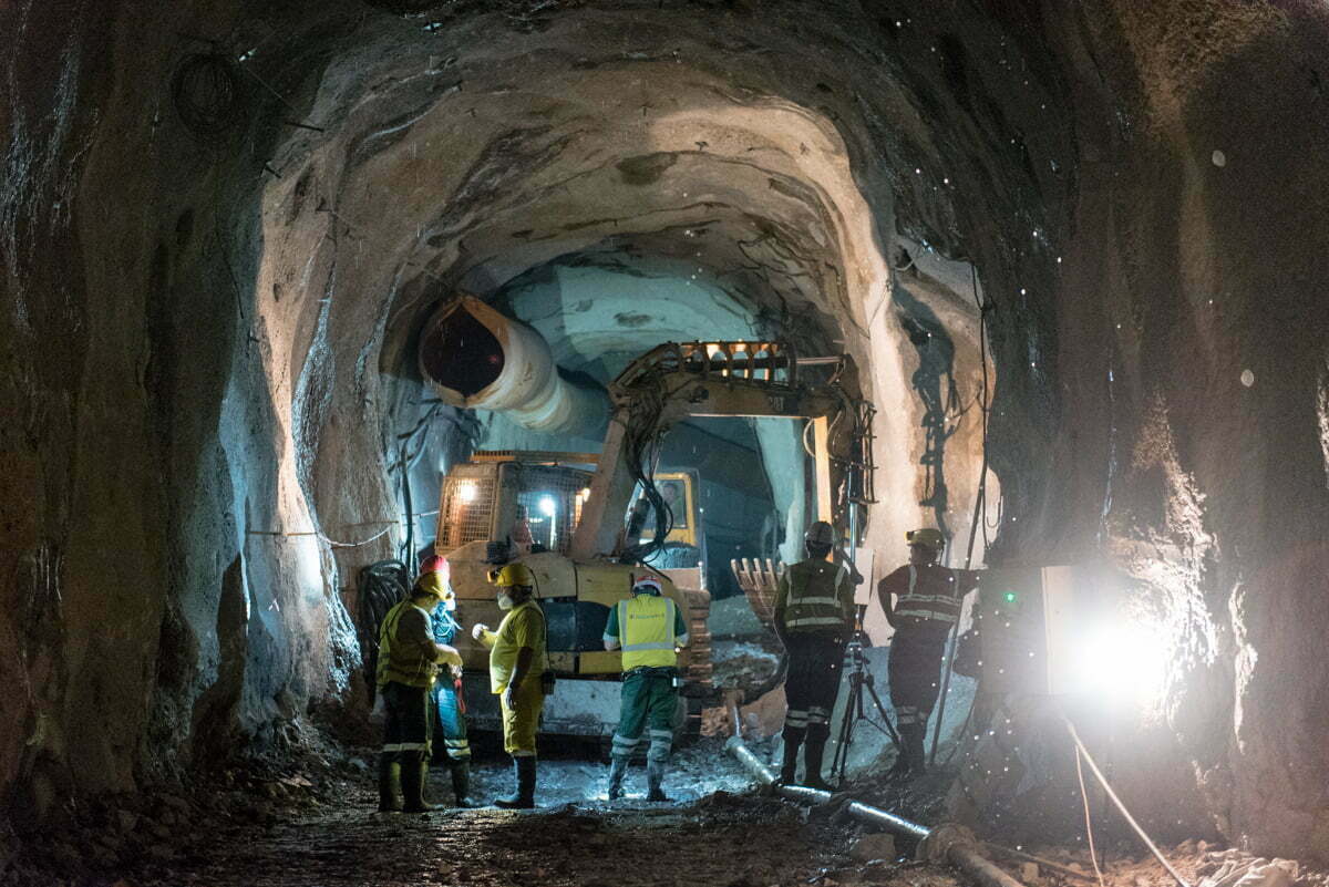 Ποιά είναι τα μέτρα ασφαλείας στα ορυχεία χρυσού; Πώς έχασε τη ζωή του εργαζόμενος;