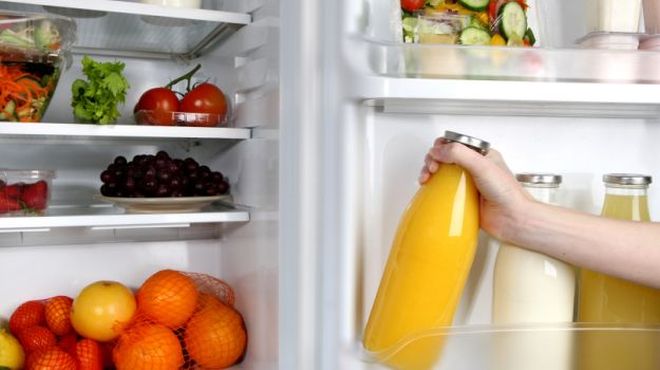 Πώς να αποθηκεύετε τρόφιμα στο ψυγείο χωρίς να τα βάλετε σε πλαστικό