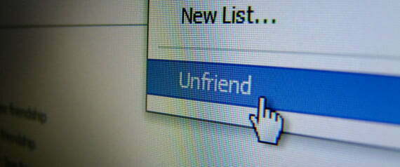 «Unfriend» τώρα: 7 τοξικοί άνθρωποι που πρέπει να σβήσετε από το Facebook