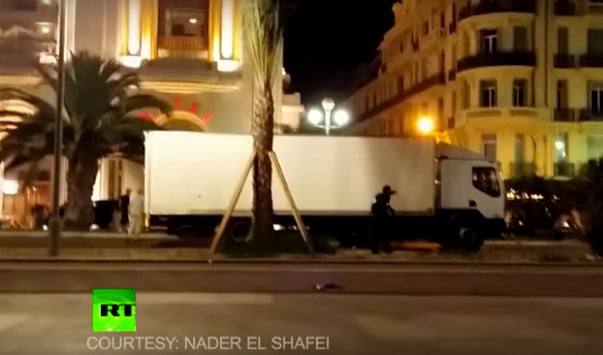 Η στιγμή της εκτέλεσης του τρομοκράτη στη Νίκαια (VIDEO)