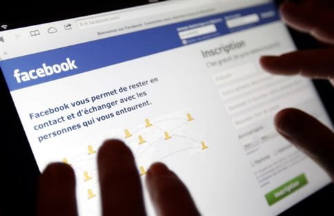 Τι πρέπει να κάνετε εάν το Facebook σας προκαλεί ζήλια