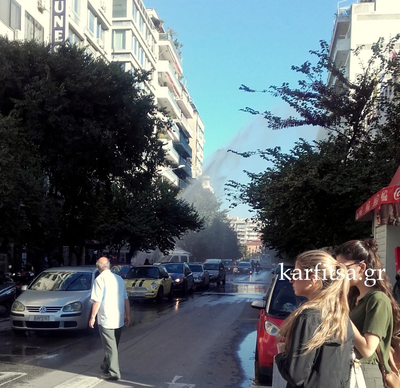 "Συντριβάνι"… 100 μέτρων στο κέντρο της Θεσσαλονίκης (ΦΩΤΟ)