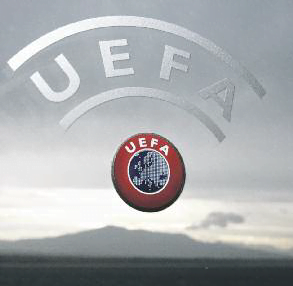 Το «σεντόνι» της UEFA μάς… ξεσκεπάζει