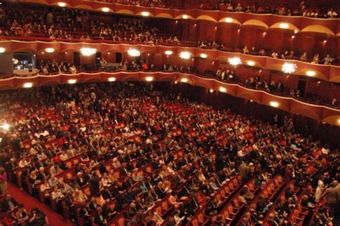 Νέα Υόρκη: Συναγερμός στη Μετροπόλιταν Όπερα λόγω «ύποπτης» σκόνης