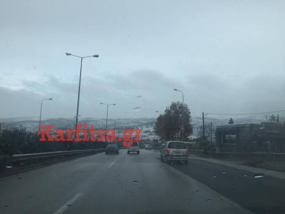 Πριν από λίγο: Τροχαίο ατύχημα στον Περιφερειακό Θεσσαλονίκης