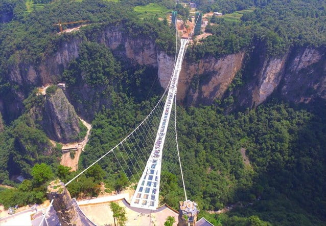 Η ψηλότερη κρεμαστή γέφυρα του κόσμου