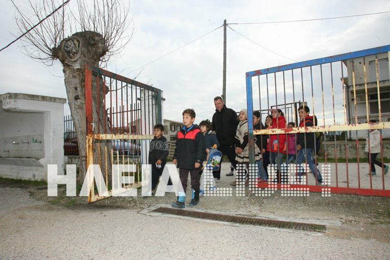 Ξεκίνησαν σχολείο τα προσφυγόπουλα της Μυρσίνης(ΦΩΤΟ)