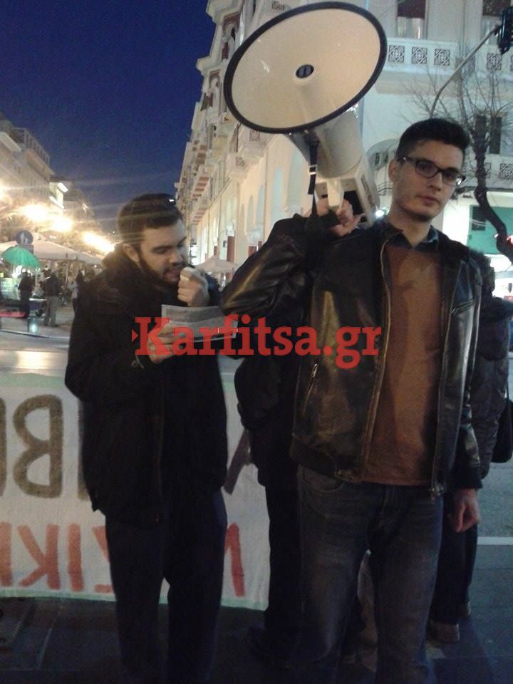 ΤΩΡΑ: Πανό και συνθήματα κατά των νέων μέτρων στο κέντρο της Θεσσαλονίκης (ΦΩΤΟ)