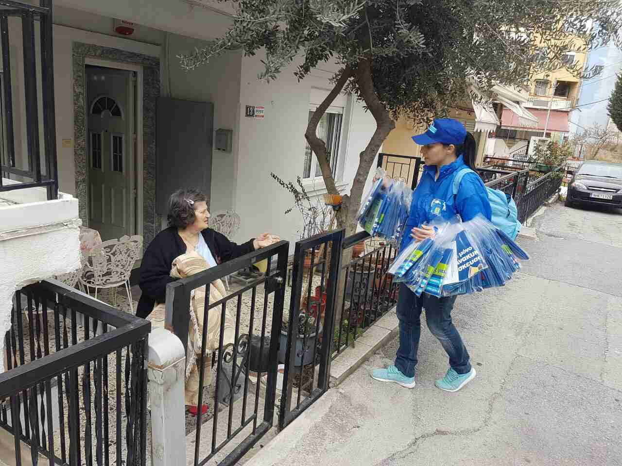 38.000 νοικοκυριά έλαβαν… μπλε τσάντα ανακύκλωσης σε δήμο της Θεσσαλονίκης! (ΦΩΤΟΓΡΑΦΙΕΣ)