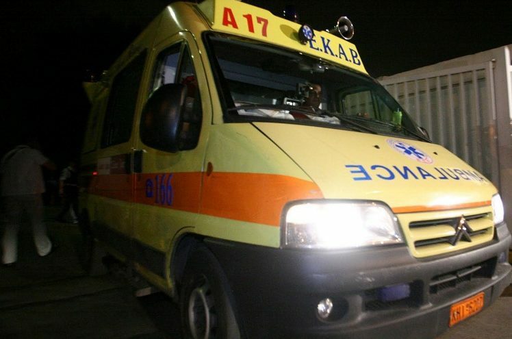 Νταλίκα  έπεσε σε γκρεμό στην Εγνατία οδο -Νεκρός ο οδηγός (ΦΩΤΟ)