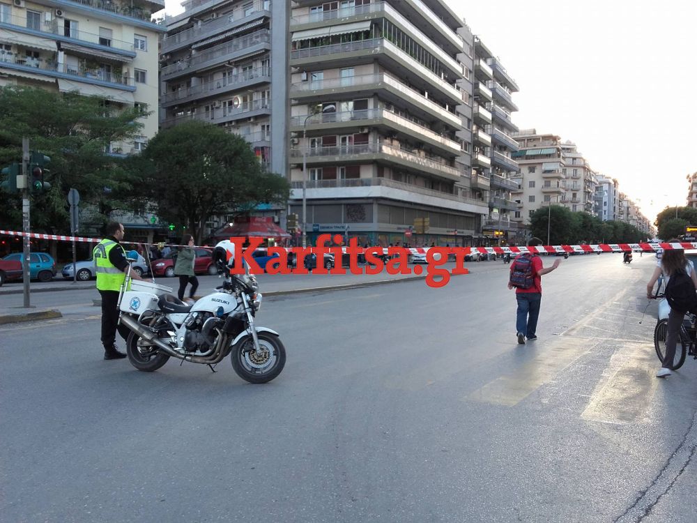 ΤΩΡΑ: Κλειστοί δρόμοι στο κέντρο της Θεσσαλονίκης λόγω πορείας (ΦΩΤΟ)