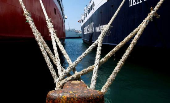 Απεργία ΠΝΟ: Δεμένα πλοία στα λιμάνια για 48 ώρες
