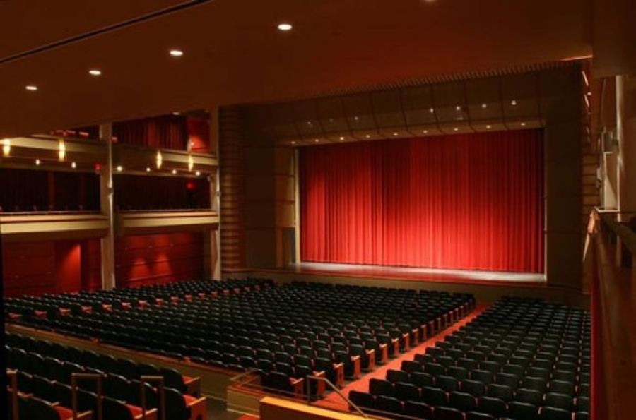 ΚΘΒΕ: «Οι ηλίθιοι» στο Δημοτικό Θέατρο Καλαμαριάς «Μελίνα Μερκούρη»