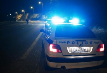 Θεσσαλονίκη: Καταδίωξη 17χρονου διακινητή μεταναστών μέρα-μεσημέρι με κλεμμένο αυτοκίνητο