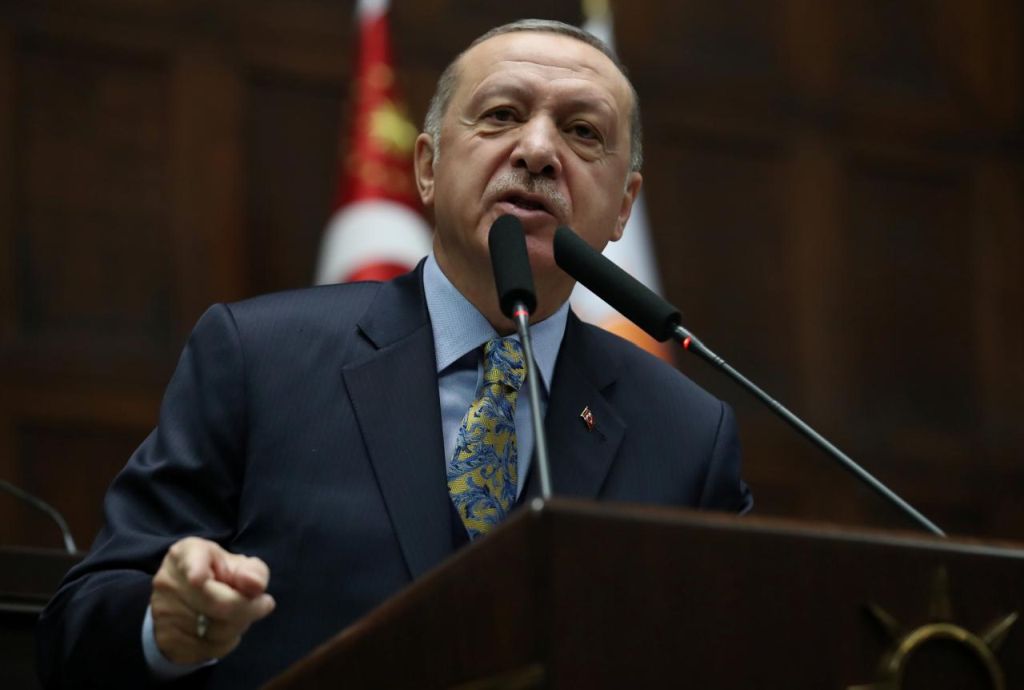 Ερντογάν εναντίον Τραμπ: Δεν θα ζητήσουμε την άδεια κανενός για την καταπολέμηση της τρομοκρατίας