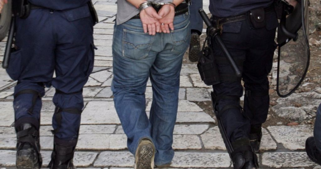 Συνελήφθη 36χρονος που είχε «ρημάξει» κατοικίες έξω από τα Γιαννιτσά