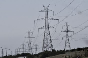 ΡΑΕ: Μόνο ένας προμηθευτής ηλεκτρικής ενέργειας δε συμμορφώθηκε στις υποδείξεις