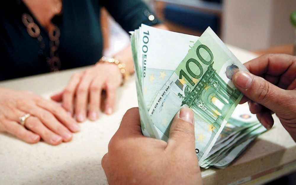 ΟΠΕΚΑ: Δαπάνη παροχών 12 εκ. ευρώ σε ανασφάλιστους υπερήλικες