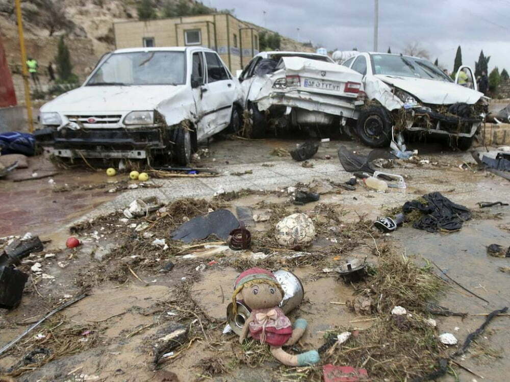 Ιράν: Πάνω από 40 νεκροί από τις πλημμύρες