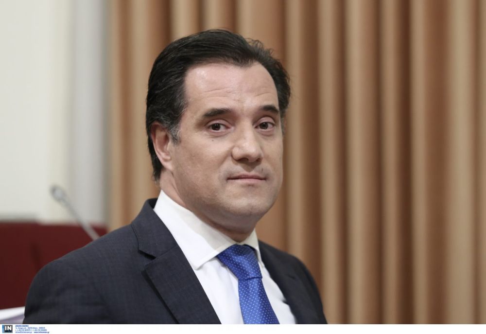 Οι τρεις συμφωνίες που δίνουν νέα ώθηση στην ελληνική οικονομία