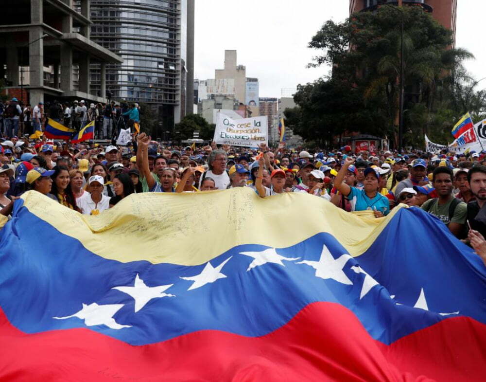 Βενεζουέλα: Η Διαμερικανική Τράπεζα Ανάπτυξης διόρισε διοικητή σύμφωνα με τον Γκουαϊδό