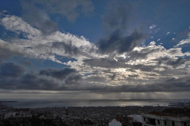 Άστατος καιρός στο μεγαλύτερο μέρος της χώρας-Βροχές στη Θεσσαλονίκη