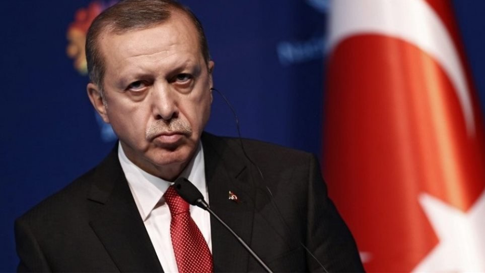Την έναρξη στρατιωτικών επιχειρήσεων για τη δημιουργία “ζώνης ασφαλείας” στα νότια σύνορα, ανακοίνωσε ο πρόεδρος Ερντογάν