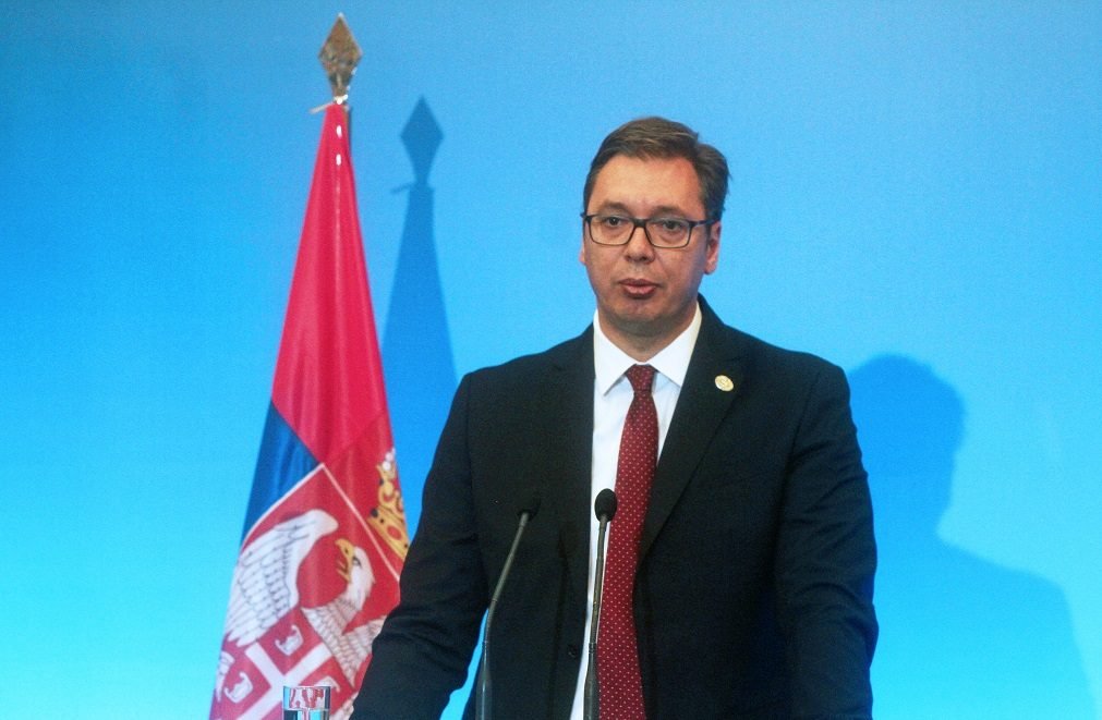 Καταιγιστικές εξελίξεις: Παραιτήθηκε ο Βούσιτς από την ηγεσία του κυβερνώντος Προοδευτικού Κόμματος της Σερβίας