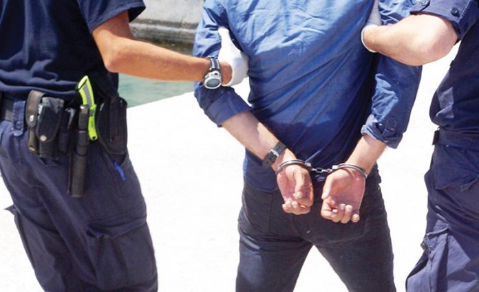 Θεσσαλονίκη: Συλλήψεις για παράνομη μεταφορά αλλοδαπών