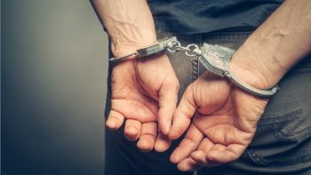 Πειραιάς: Συνελήφθη 57χρονος για απάτες κατά ιδιωτών ύψους 247.000 ευρώ
