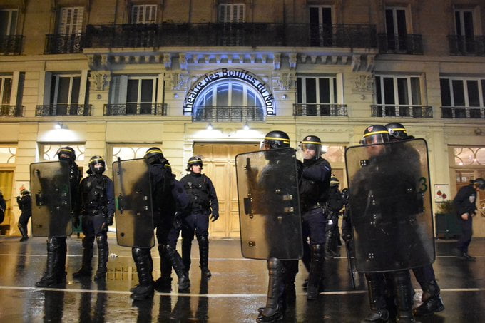 Διάγγελμα Μακρόν: Σε lockdown η Γαλλία από την Παρασκευή