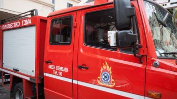 Mεγάλη φωτιά στο Λουτράκι – Συναγερμός στην Πυροσβεστική