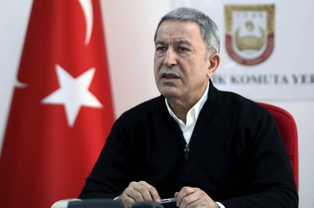 Ακάρ: Η Τουρκία προσφέρεται να απομακρύνει τους αμάχους από την Μαριούπολη μέσω πλοίων