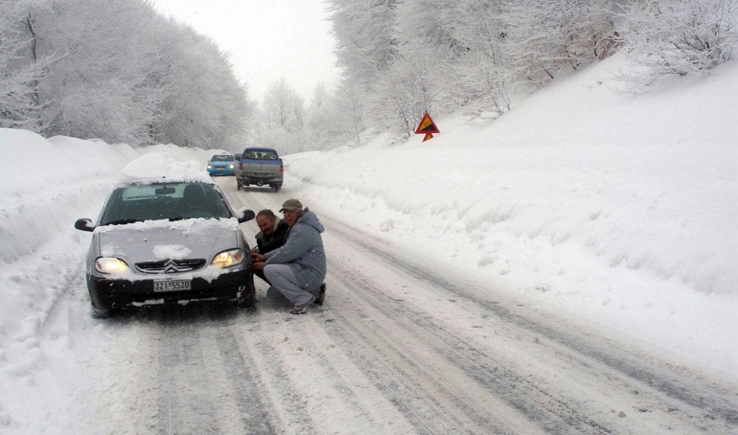 Κεντρική Μακεδονία: Η κατάσταση των δρόμων λόγω χιονοπτώσεων