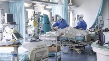 Ιταλία: Αυξάνεται ο δείκτης μετάδοσης και οι εισαγωγές στα νοσοκομεία