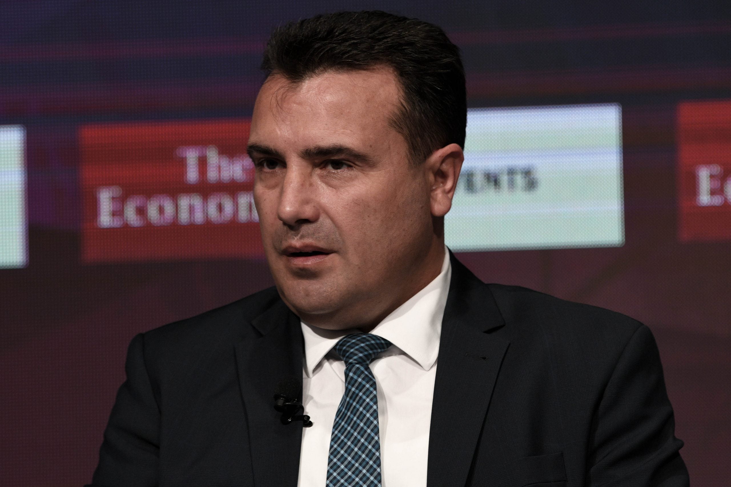 Ραγδαίες πολιτικές εξελίξεις στη Β. Μακεδονία: Παραιτήθηκε ο πρωθυπουργός Ζ. Ζάεφ