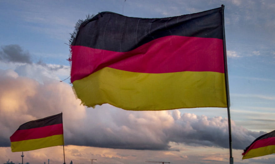 Ρ. Χάμπεκ: «Η Γερμανία δεν είναι αντίθετη με ένα εμπάργκο πετρελαίου από τη Ρωσία»