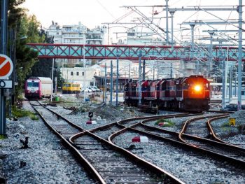 Σταδιακή επανεκκίνηση σιδηροδρόμου: Το χρονοδιάγραμμα και οι δικλείδες ασφαλείας
