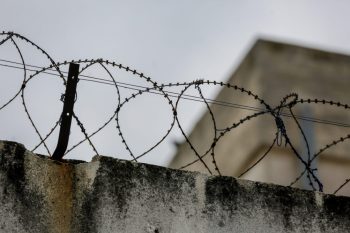 Στις φυλακές τέσσερις οπαδοί για τα σοβαρά επεισόδια στις Σέρρες