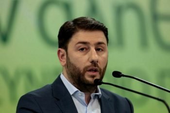 Ανδρουλάκης: «Η προσπάθεια μας δεν κοιτάζει το ταβάνι των δημοσκοπήσεων»