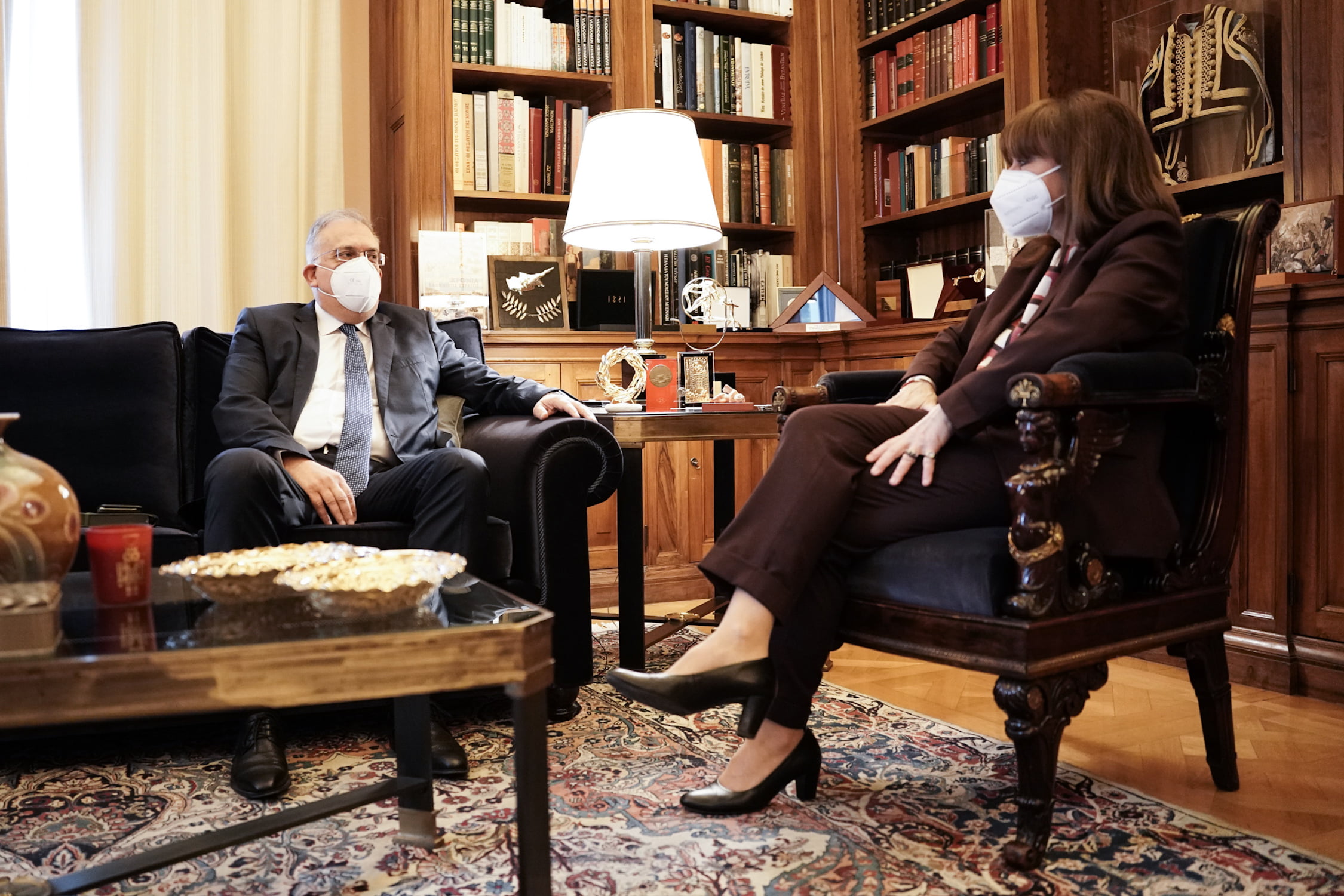 Συνάντηση Σακελλαροπούλου με Θεοδωρικάκο