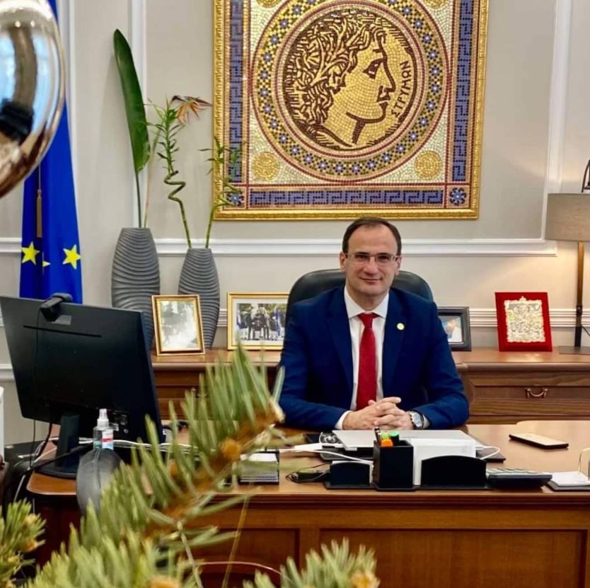 Θετικός στον κορονοϊό ο δήμαρχος Σερρών