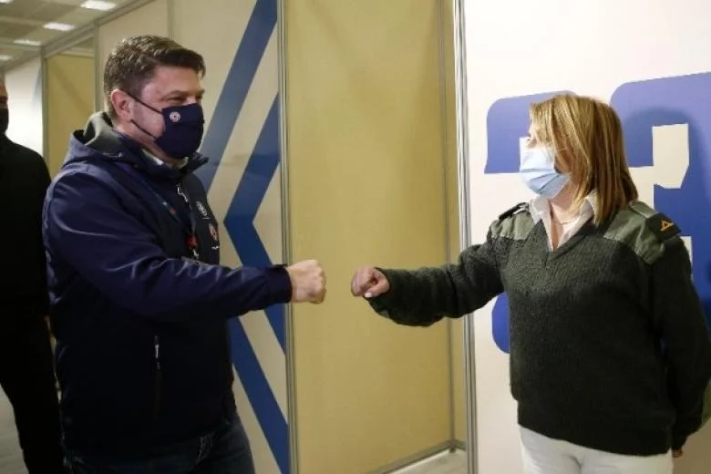 Στο εμβολιαστικό κέντρο στη ΔΕΘ ο Νίκος Χαρδαλιάς&nbsp;