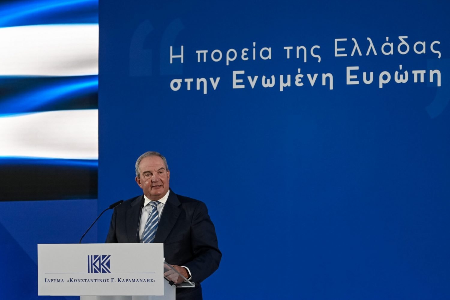 Θετικός στον κορονοϊό ο πρώην πρωθυπουργός, Κώστας Καραμανλής