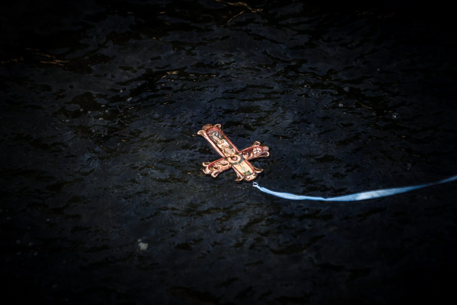 Με αυστήρα μέτρα ο εορτασμός των Θεοφανείων- Μαγιορκίνης: Οι ανεμβολίαστοι να μην πάνε