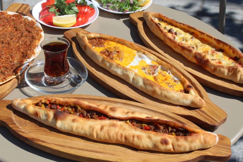 Πίτες της Πόλης: Το μαγαζί που σε μυεί στην ανατολίτικη κουζίνα