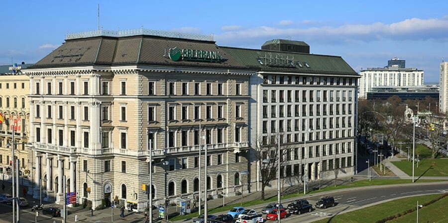 Το πρώτο «κανόνι» ρωσικής τράπεζας στην Ευρώπη