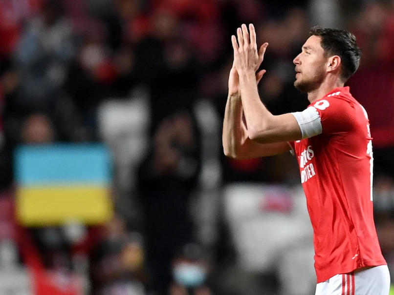 Πορτογαλία: Ο αστέρας της Ουκρανίας και της Μπενφίκα δακρύζει μετά από χειροκροτήματα