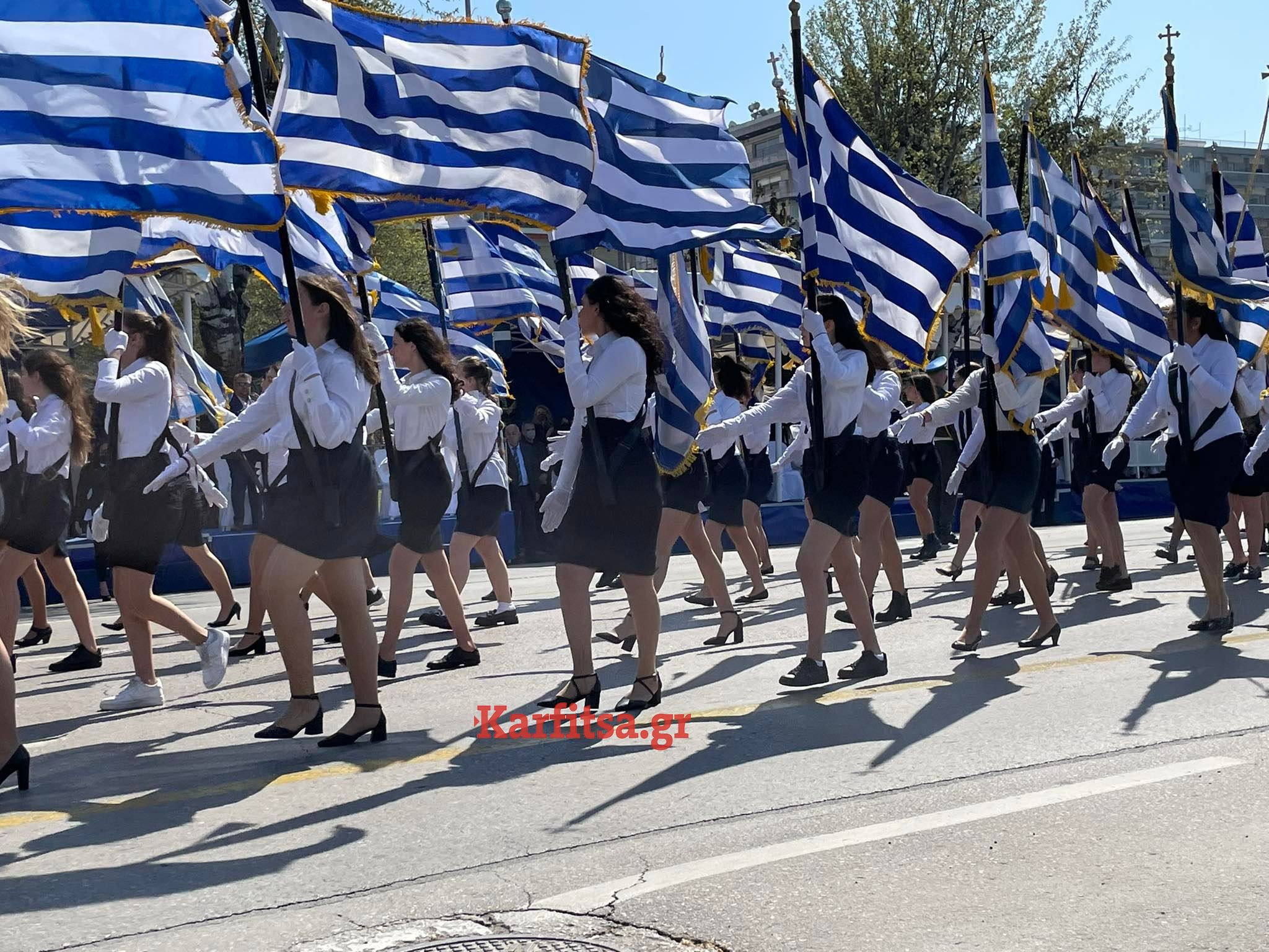 Σε εξέλιξη η παρέλαση για την επέτειο της 25ης Μαρτίου στη Θεσσαλονίκη